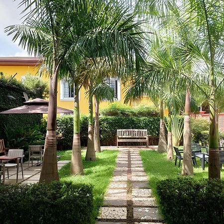 Riad Prince Louis Yaounde Bagian luar foto